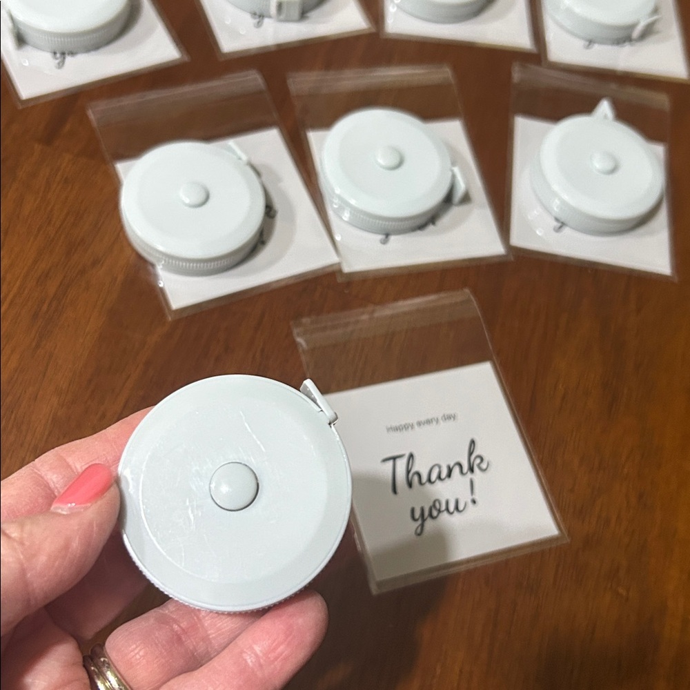 💕5/$15 Set of 8 Tape measures, NEW - Picture 2 of 3